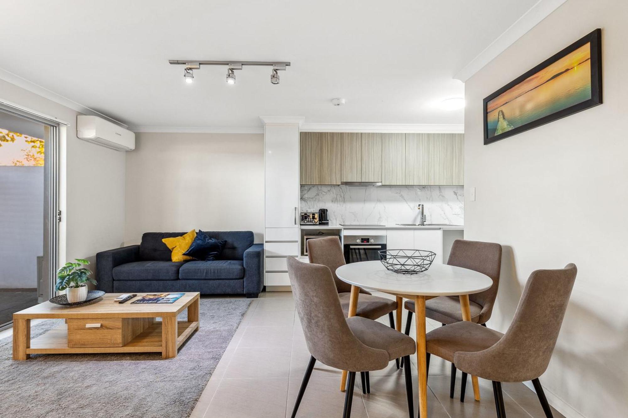Yaran Suites Rockingham Zewnętrze zdjęcie