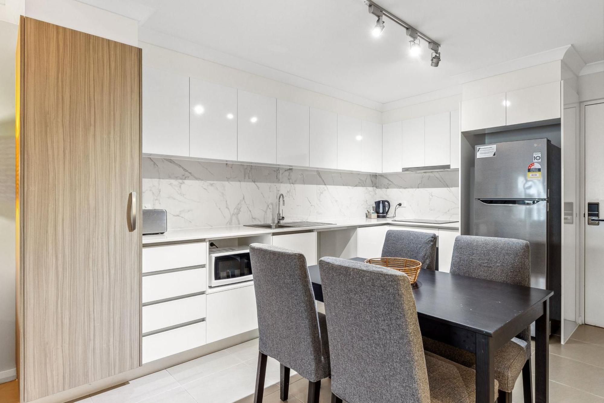 Yaran Suites Rockingham Zewnętrze zdjęcie