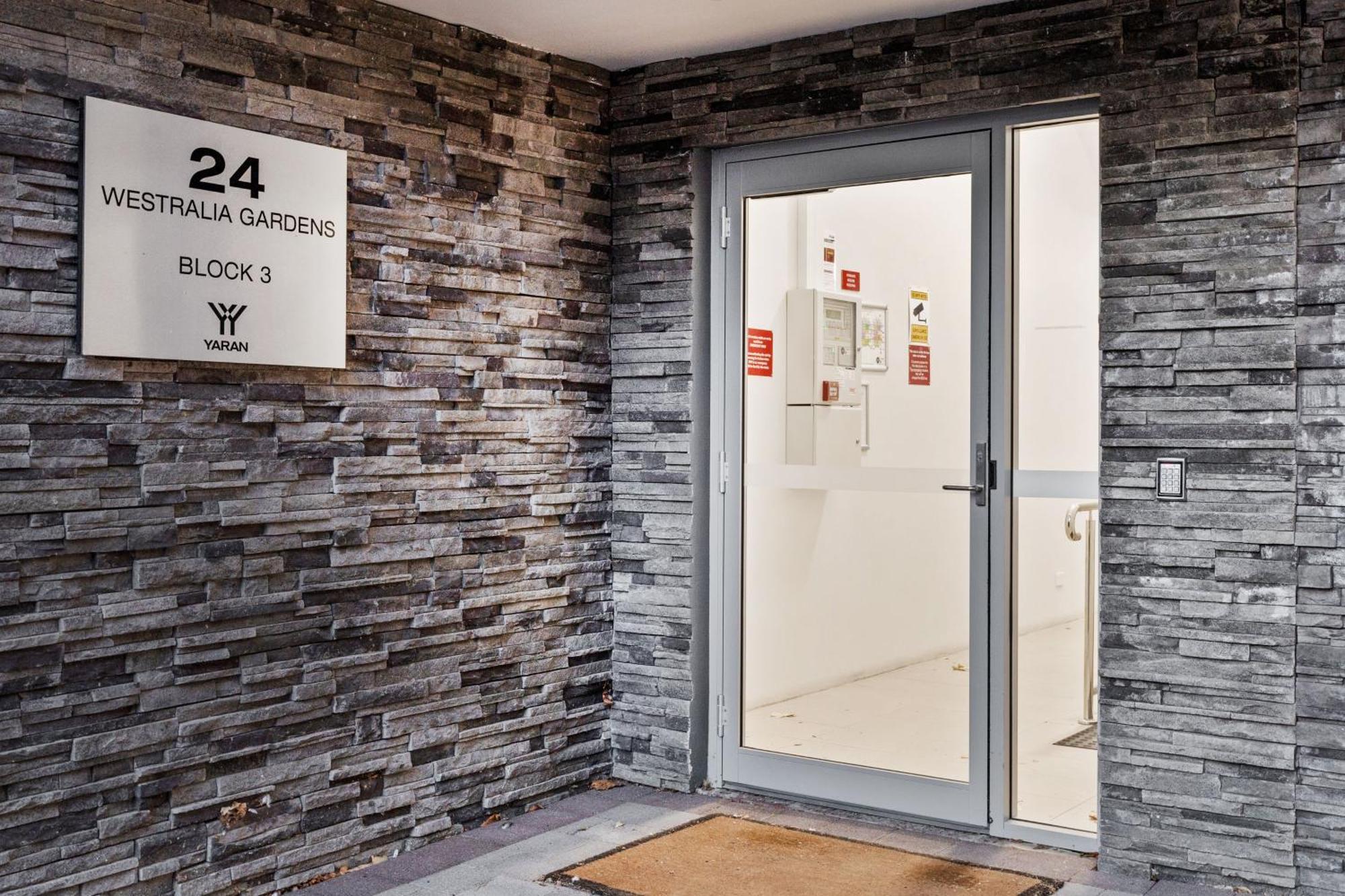Yaran Suites Rockingham Zewnętrze zdjęcie